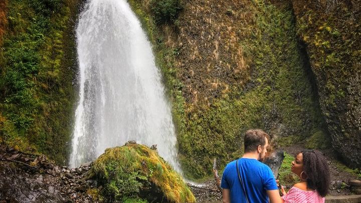 Half-Day Columbia Gorge Waterfall Hikes with Local Legends, Portland Pickup (3/7)