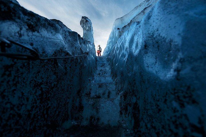 2-Day South Coast Tour with Skaftafell Glacier Hike, Blue Ice Cave and Jokulsarlon (3/9)