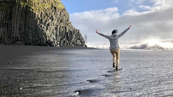 12-Hour Solheimajokull Glacier Hike and South Coast Tour, Gear Included (1/12)