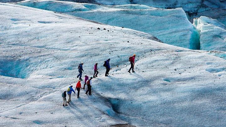 10-Hour Seljalandsfoss, Skogafoss and Black Beach Small-Group Day Tour (4/12)