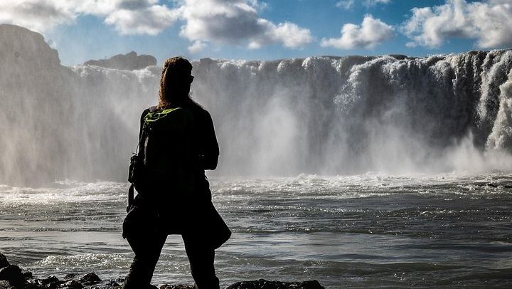Godafoss and Grenjadarstadur Turf House Tour from Akureyri Port with Coffee and Kleina (4/5)