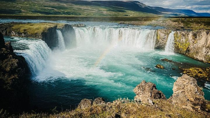 Small-Group Cruise Excursion to Godafoss, Lake Myvatn and Nature Baths from Akureyri (2/12)