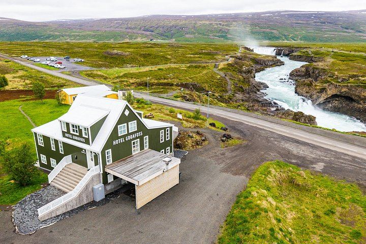 Godafoss Waterfall Shore Excursion from Akureyri Port with Return-to-Ship Guarantee (9/9)