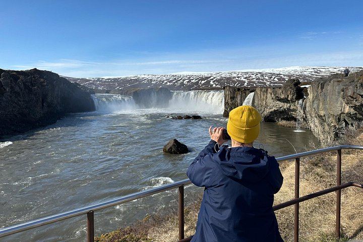 Godafoss Shore Excursion from Akureyri Pier, 2 Hours with Imagine Iceland Travel (4/5)