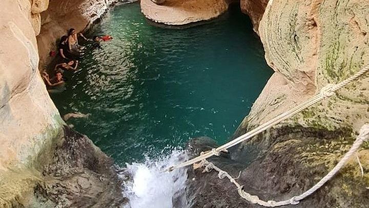 Wadi Shab Cave Swim Day from Muscat, 8:30 AM Hotel Pick-Up, Sinkhole and Fins Beach (3/9)
