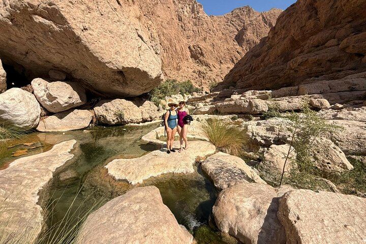 Wadi Shab Cave Swim Day from Muscat, 8:30 AM Hotel Pick-Up, Sinkhole and Fins Beach (6/9)