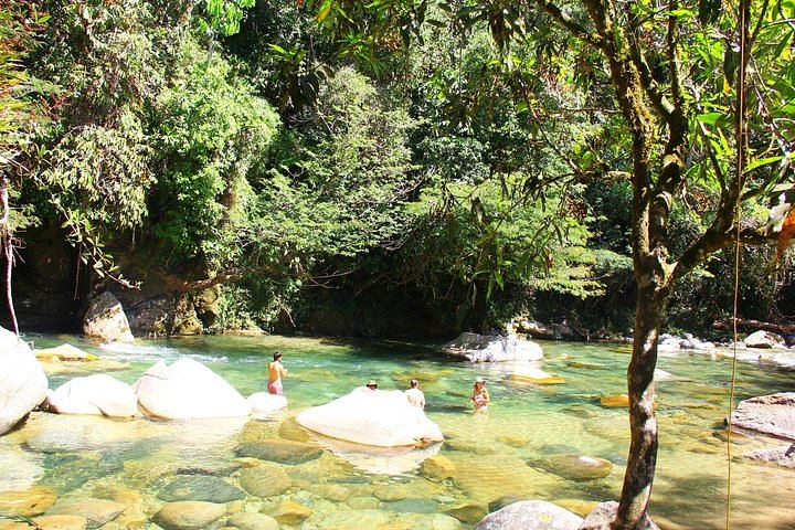 Private Guatapé River Morning: Sandy Beach, Swim and Brunch Picnic (5/8)