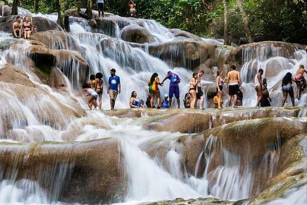 Dunn's River Falls Day Trip with Hi-Tech Tours, Green Grotto Caves Drive-By