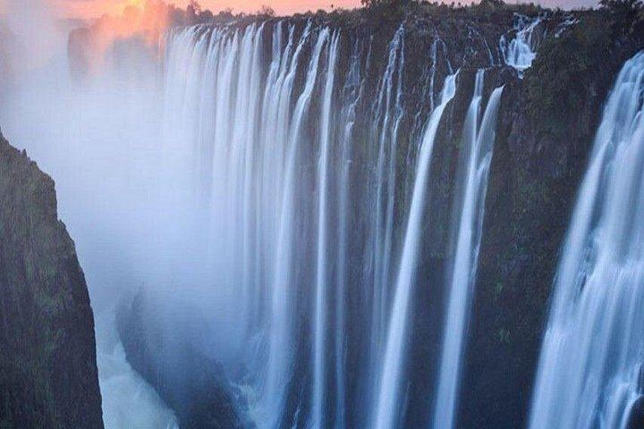 Three-Hour Victoria Falls Guided Tour, Bridge and Zambian Side Viewpoints (2/2)