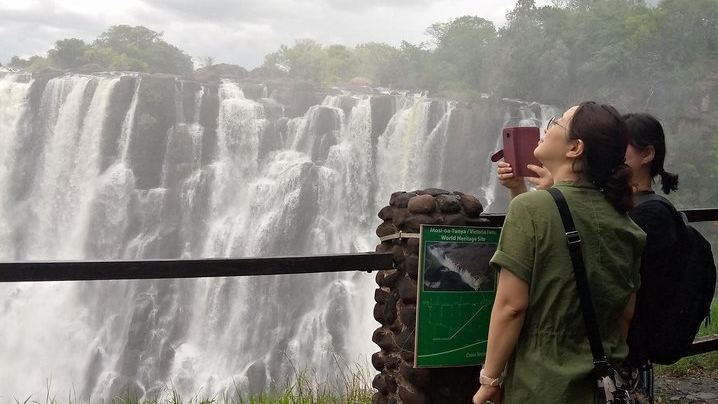 Victoria Falls Tour with Lodge Pickup, Devils Cataract and Main Falls Viewpoints (4/12)