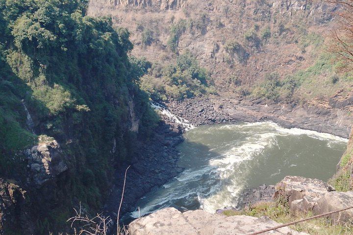 Victoria Falls Two Hour Guided Walk of 16 Viewpoints with Hotel Transfers (6/12)