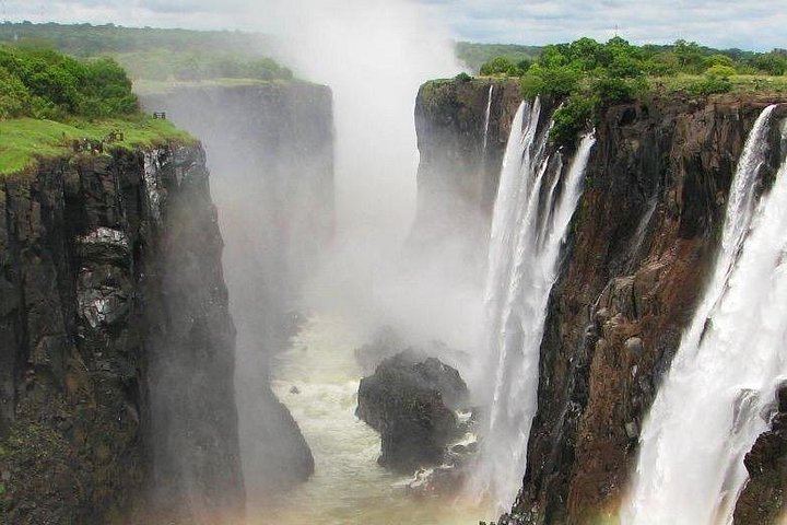 Victoria Falls Guided Walks on Both Sides with Big Tree and Bridge Stops (2/9)