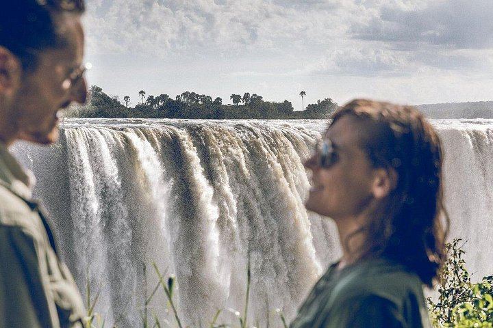 Victoria Falls Rainforest Guided Tour with Private Transport from the Hotel (4/11)