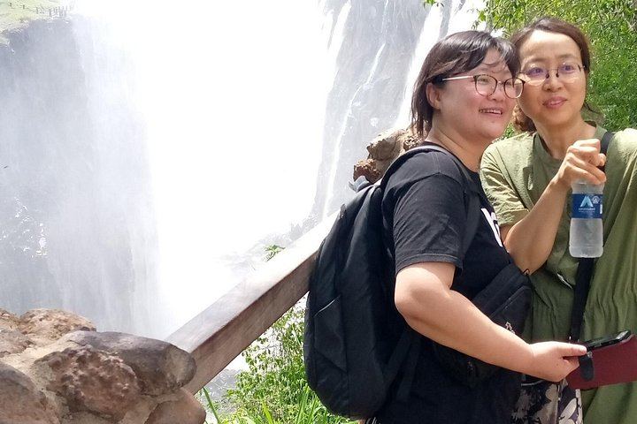 Victoria Falls Tour with Lodge Pickup, Devils Cataract and Main Falls Viewpoints (6/12)
