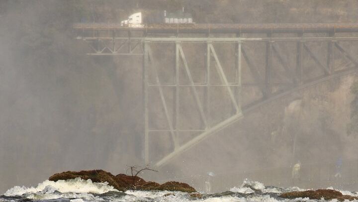 Victoria Falls Zambian Side Tour with Wildlife Stops, Soda and Craft Centre Visit (2/12)
