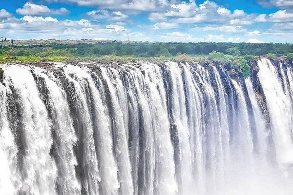 Victoria Falls Zambia Side Tour with Vanaway Guides, Hotel Transfers and Park Fees