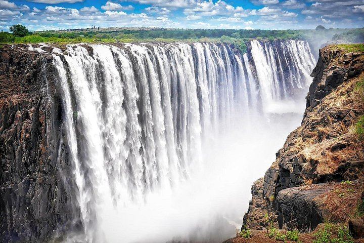 Victoria Falls Zambia Side Tour with Vanaway Guides, Hotel Transfers and Park Fees (12/12)