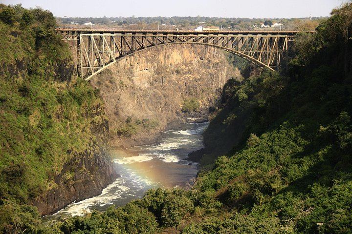 Victoria Falls Zambian Side Tour with Wildlife Stops, Soda and Craft Centre Visit (3/12)