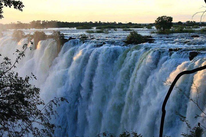 Victoria Falls Zambia Side Tour with Vanaway Guides, Hotel Transfers and Park Fees (1/12)