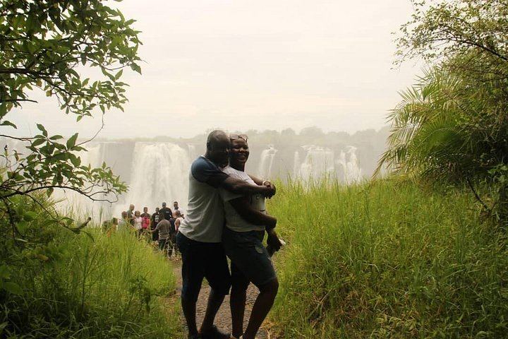 Victoria Falls Zambian Side Tour with Wildlife Stops, Soda and Craft Centre Visit (10/12)
