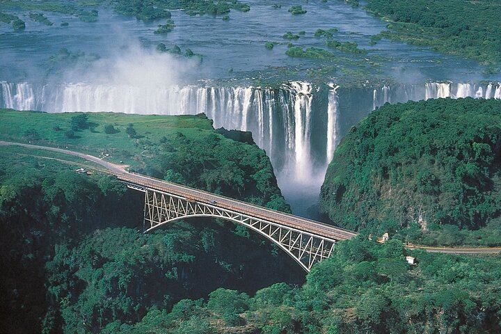 Victoria Falls Zambia Side Tour with Snacks, Parking Fees and Craft Centre Finish (1/12)