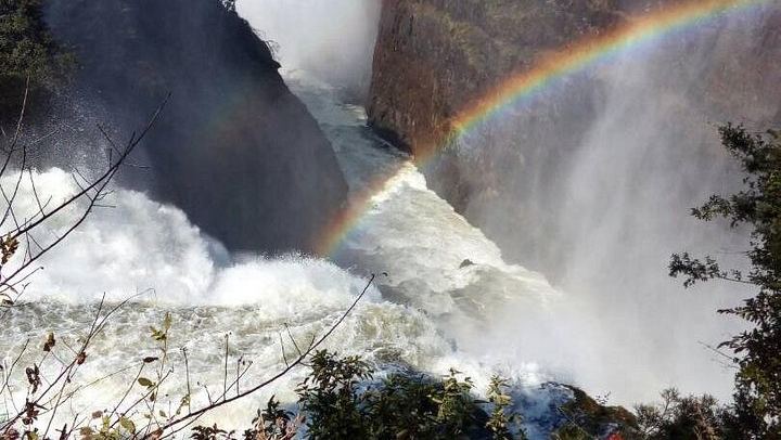 Victoria Falls Guided Tour in Mosi-oa-Tunya National Park with Entry Fee and Transfers (4/7)