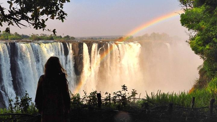 Victoria Falls Guided Tour from Livingstone with Bottled Water and Rainforest Views (2/9)
