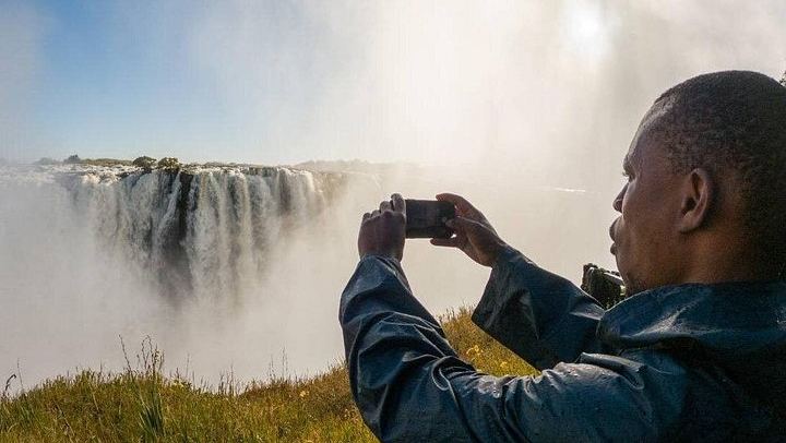 Victoria Falls Zambia Rainforest Walk with Viewpoint Stops, Fees and Taxes Included (3/7)