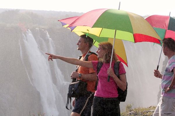 Victoria Falls Ultimate Guided Tour, Zimbabwe Viewpoints and Zambia Knife-Edge Bridge