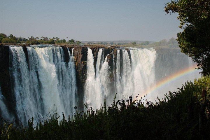 Victoria Falls Guided Tour from Livingstone with Bottled Water and Rainforest Views (1/9)