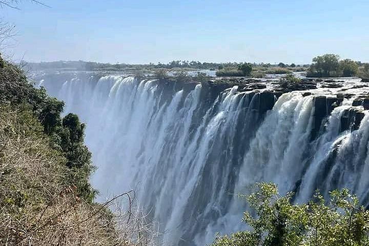 Victoria Falls Ultimate Guided Tour, Zimbabwe Viewpoints and Zambia Knife-Edge Bridge (9/11)