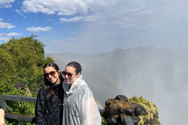 Victoria Falls Photography and Nature Tour with Boiling Pot, Rainforest and Snacks (12/12)