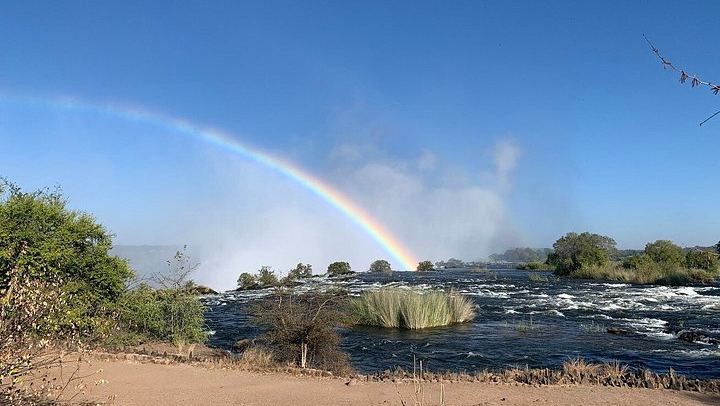 Victoria Falls Photography and Nature Tour with Boiling Pot, Rainforest and Snacks (1/12)