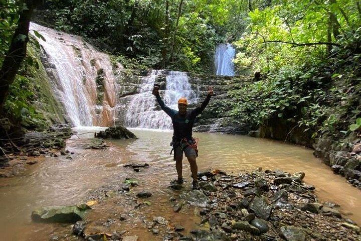 Osa Canyoning Adventures Half-Day Canyoning with 8 Waterfall Rappels in Balsar Abajo (1/6)