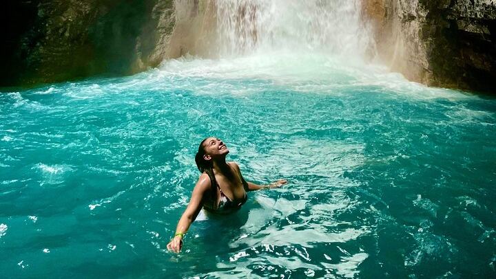 La Leona Waterfall Half-Day Hike with Unimog Ride from Curubande (1/12)