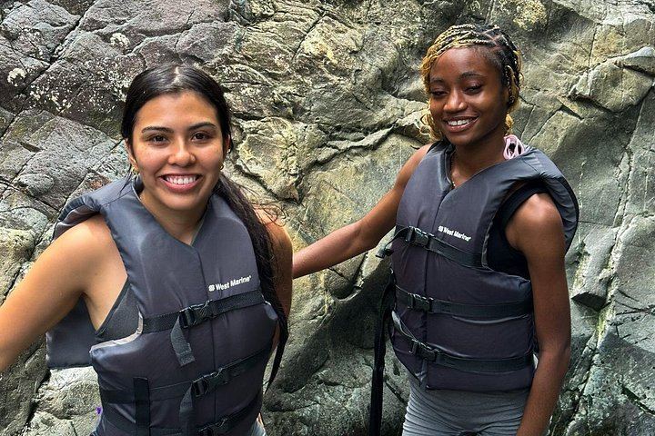 El Yunque Convoy Hike from Fajardo: Waterslides, Waterfalls and Cliff Jumps (8/12)