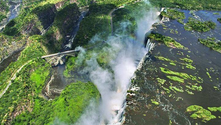 Window Seat Guaranteed Helicopter Flight over Victoria Falls, 12 to 15 Minutes (2/8)