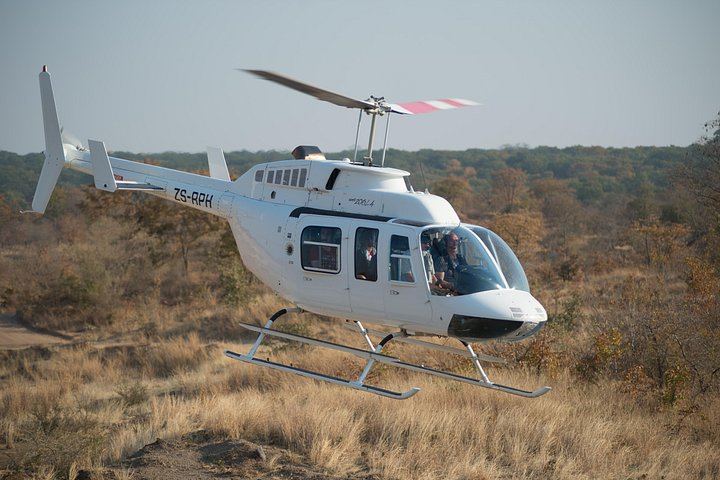 Flight of Angels Helicopter Ride over Victoria Falls, 12 to 13 Minutes, Bubble Windows (3/12)