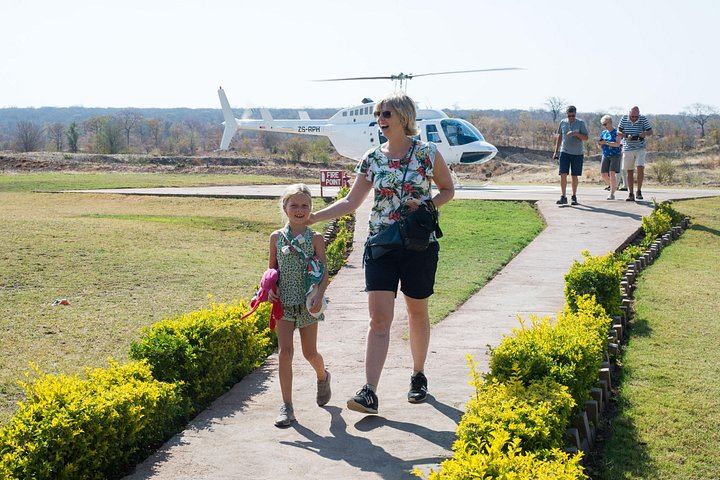 Flight of Angels Helicopter Ride over Victoria Falls, 12 to 13 Minutes, Bubble Windows (7/12)