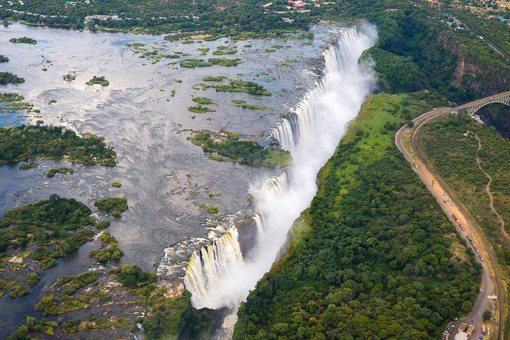 Flight of Angels Helicopter Ride over Victoria Falls, 12 to 13 Minutes, Bubble Windows (4/12)