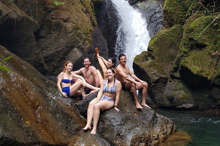 Playa Ventanas Beach Caves, Uvita Waterfalls and Portalon: Natural Slide, Cliff Jumps (4/9)