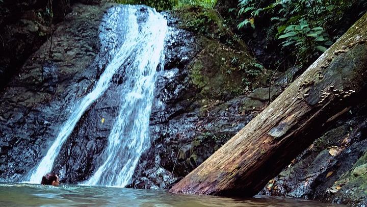 Finca Los Solis Hike near Jaco: 10 Waterfalls and 8 Natural Pools, 2.5 to 3 Hours (3/12)