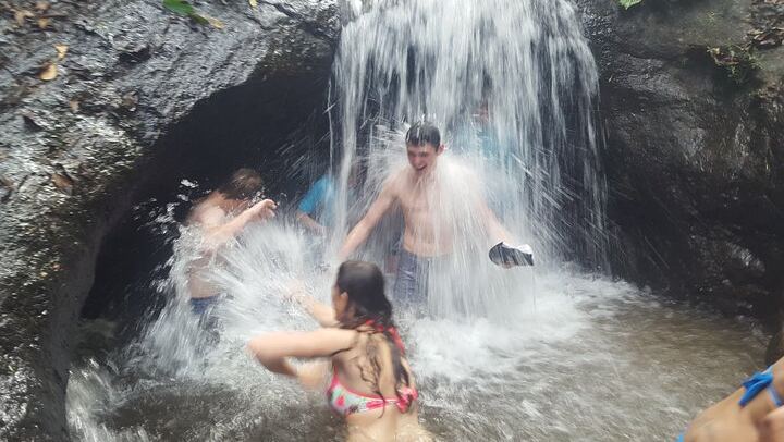 Guided 4-Hour Jaco Waterfall Hike from Jaco Walk with Trailhead Transfer (2/8)