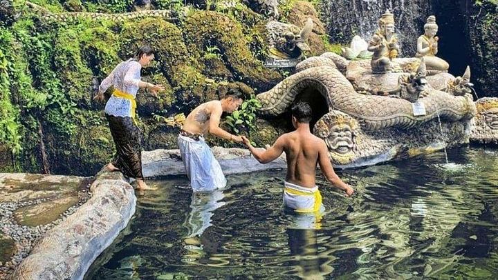 Beji Griya Melukat Purification With Priest, Sarong, Locker and Transfers (3/12)