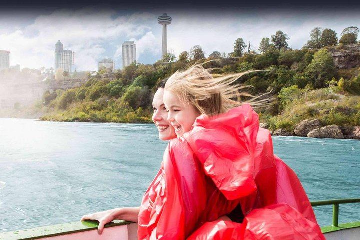 Niagara Falls Canadian Side Tour with Ontario and New York Hotel Pickup, Boat, Skylon (5/12)