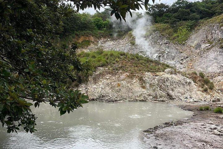 Private Llanos de Cortez, Miravalles Hanging Bridges, Hot Springs and Mud Baths Tour (9/12)