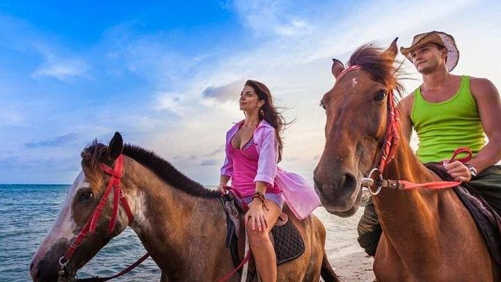 Private Blue Hole Tour with Horseback Ride and Ocean Swim from Ocho Rios (2/8)