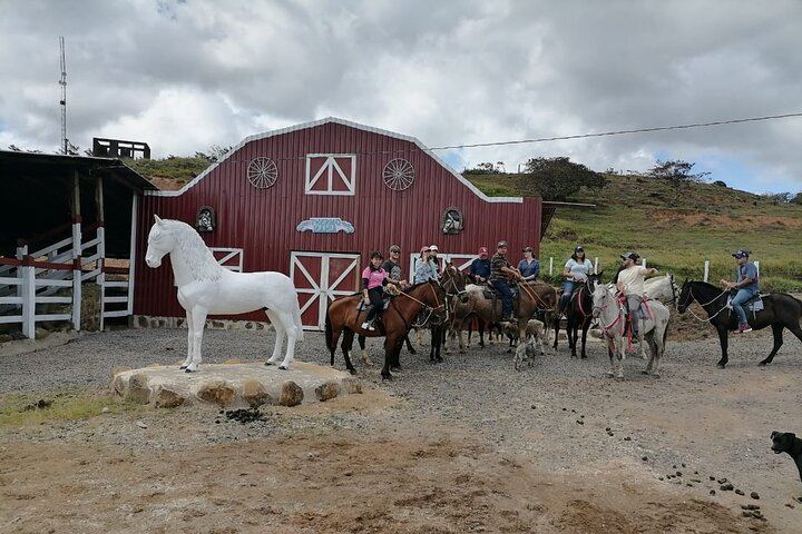 Full Day: Llanos del Cortés, Miravalles Horseback Ride, ThermoMania Springs, Coffee (3/12)