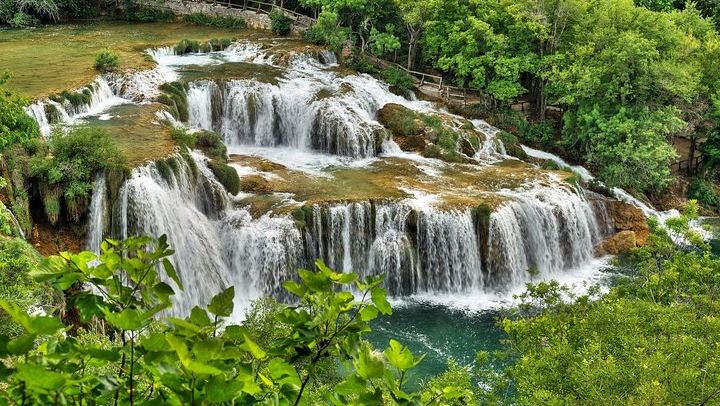 Budget Krka Waterfalls Day Tour from Split with Boat Cruise and Skradin Swim (4/9)