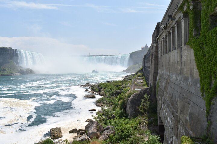 Niagara Falls Day Trip from Toronto with Journey Behind the Falls and Boat Cruise Upgrade (11/12)